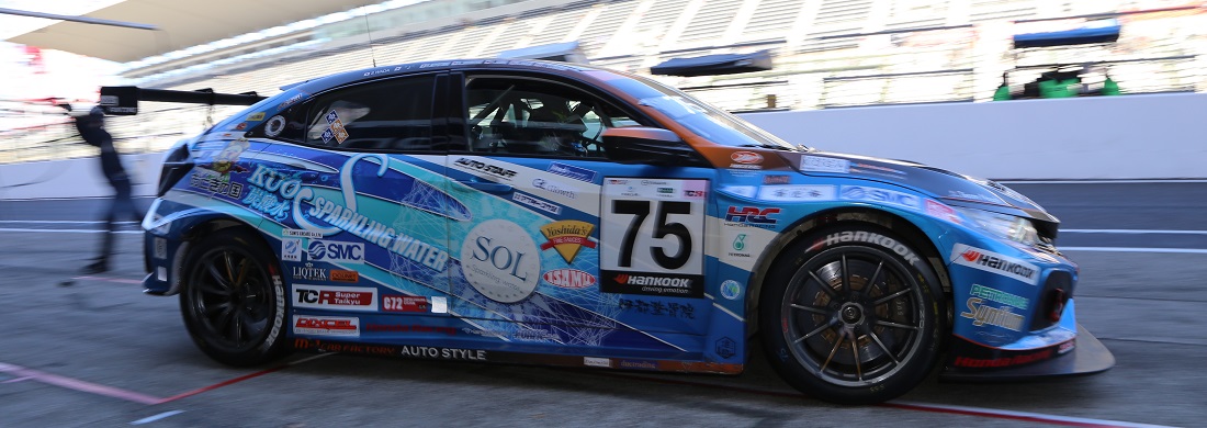 「Team Noah HONDA CIVIC TCR」<br>他車との接触によりリタイア